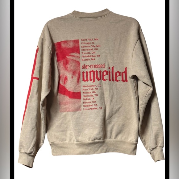 Kacey Musgraves STAR-CROSSED: UNVEILED 2022 TOUR SWEATSHIRT - Picture 5 of 6